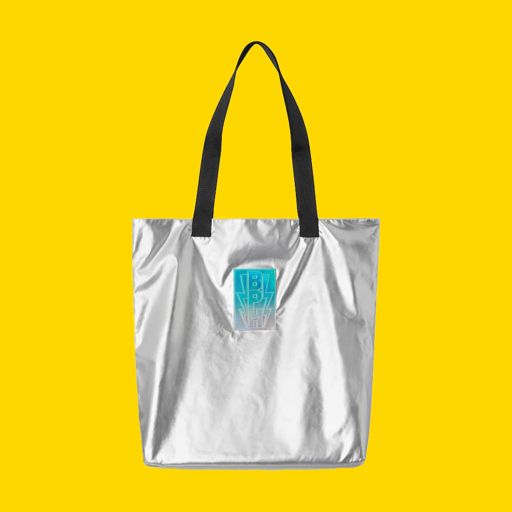 THE TOTE BAG